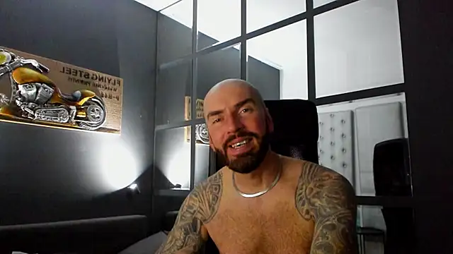 AronGrant's cam snapshot