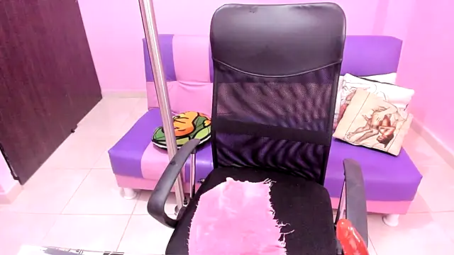 mature_dirty_squirt's cam snapshot