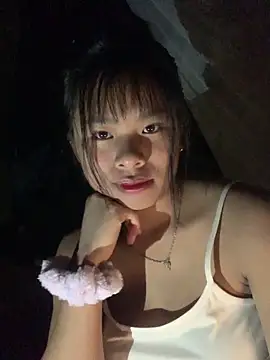 AnhDuong006's cam snapshot