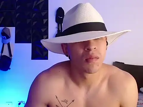 adam_keith's cam snapshot