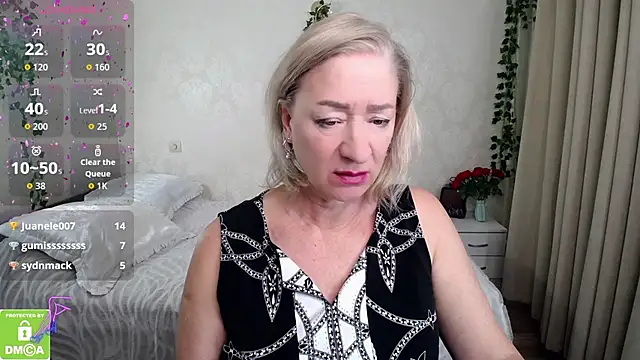 hunters_woman's cam snapshot