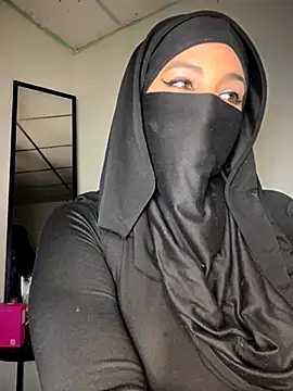 Zeynep-Lahsen's cam snapshot