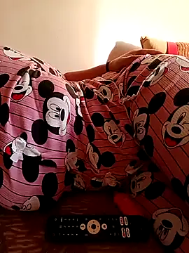 Mroma89six's cam snapshot