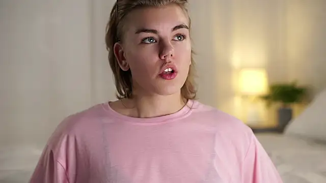 MelodyBaur's cam snapshot