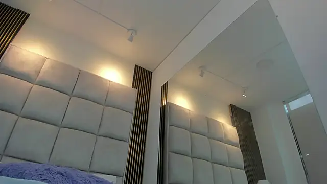 perla_dinn's cam snapshot