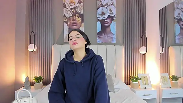 GiannaColling1's cam snapshot