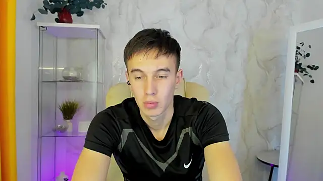 MarkKullen's cam snapshot