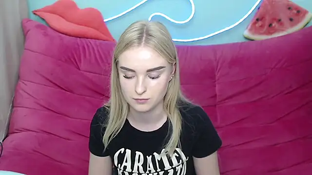 SofySofty's cam snapshot