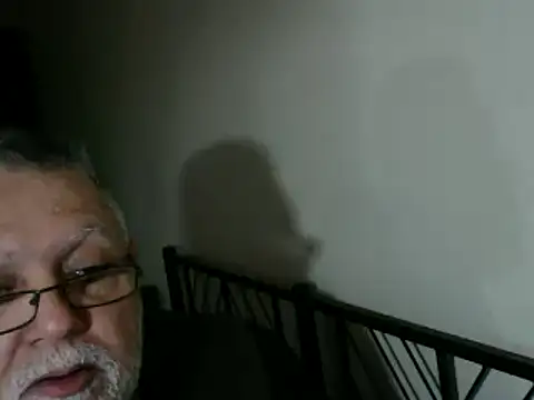 100Tauros live sex cam