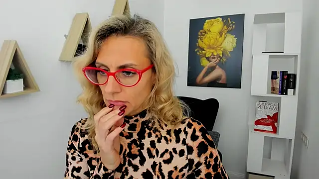 MuseOfStage's cam snapshot