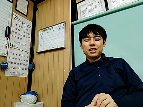 whitebriefboy's cam snapshot