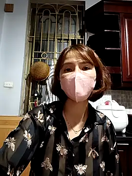 Nira_ngot_ngao_'s cam snapshot