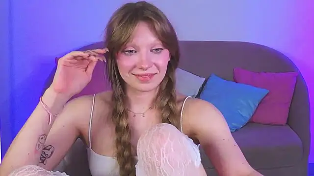 RoseGate's cam snapshot