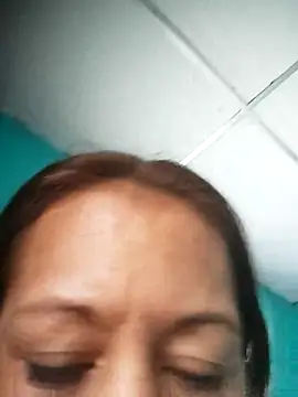 marinita13's cam snapshot