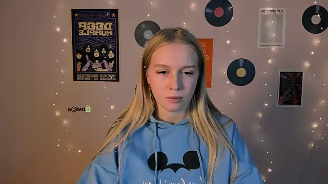 megan_cold's cam snapshot