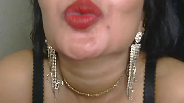 shakhi-queen's cam snapshot