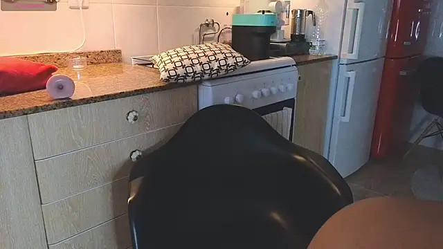 Lunamix's cam snapshot