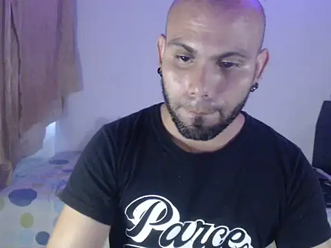 marek_secrett's cam snapshot