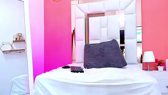 natasha_sexy69's cam snapshot