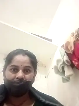 JULEE-740's cam snapshot