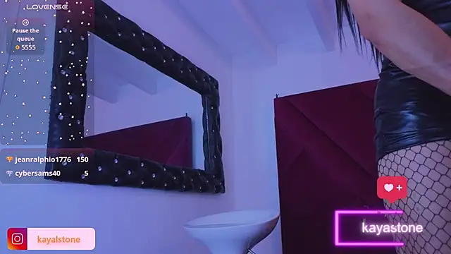 Kayalstone_12's cam snapshot