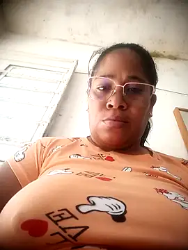 Big_ass_submissive's cam snapshot