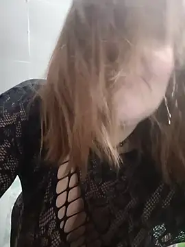 MayaLuna1's cam snapshot