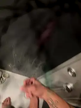 lescro95_'s cam snapshot