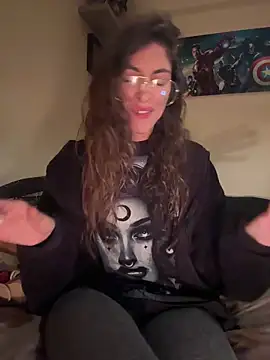 Amani_thewolf's cam snapshot