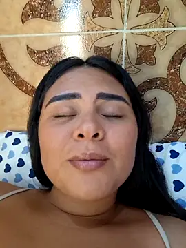 sexy-latin10's cam snapshot