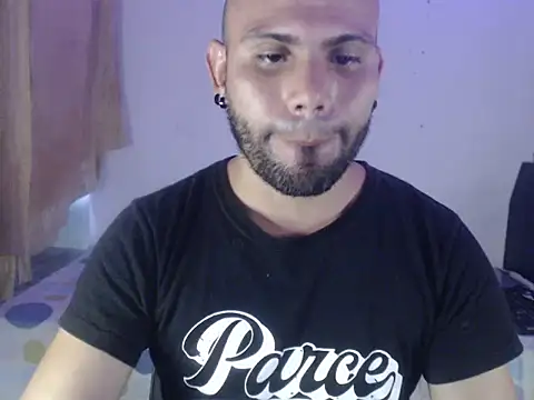 marek_secrett's cam snapshot