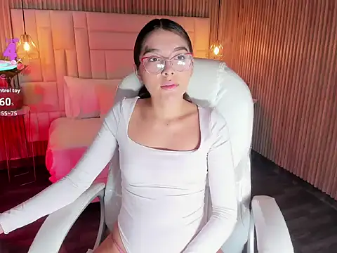 Megara20's cam snapshot