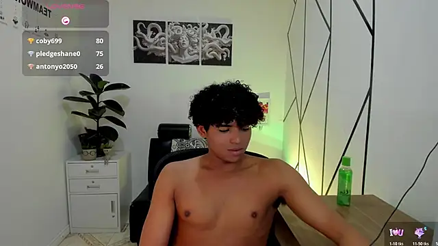 Noah_Smith04's cam snapshot