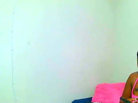 SweetSavage18's cam snapshot