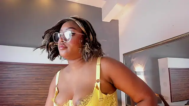 Adelehottman's cam snapshot