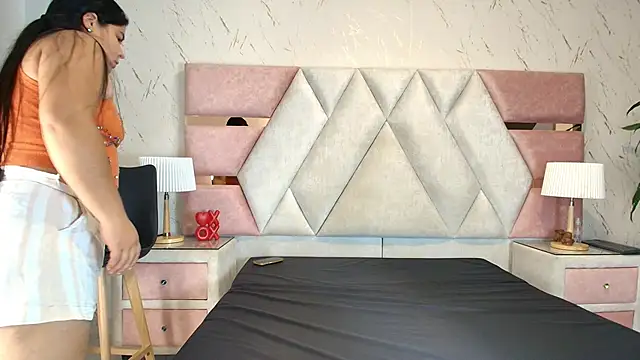 elizawiliamst's cam snapshot