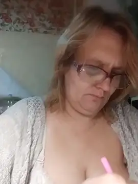 Forest-Lady's cam snapshot