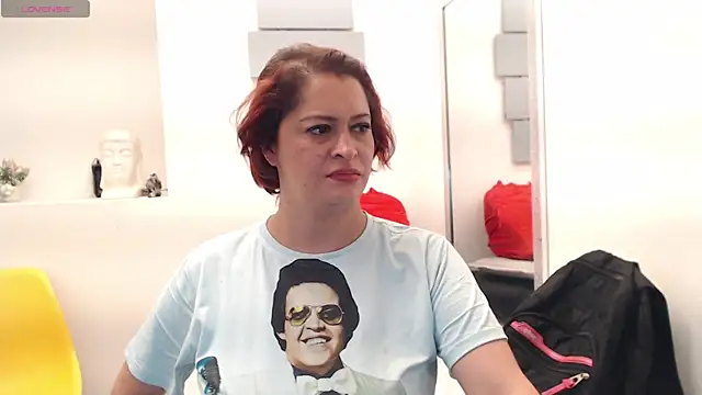 eva_twiss's cam snapshot