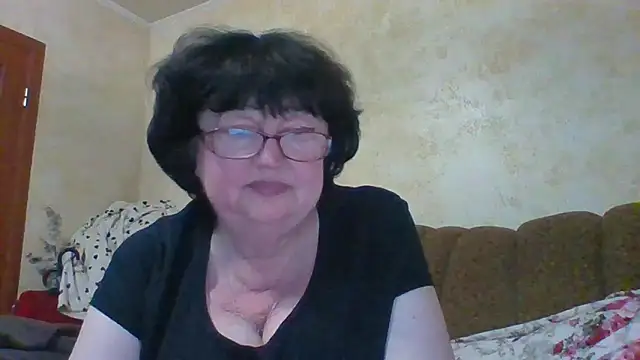 MilaSky5303's cam snapshot