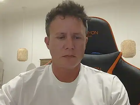 TroyDieselXXX's cam snapshot