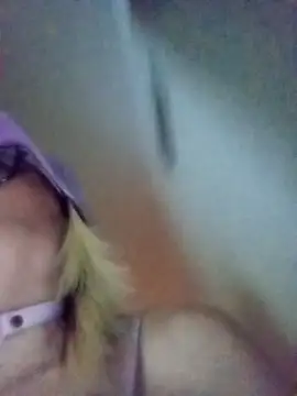 CandieGilson__'s cam snapshot