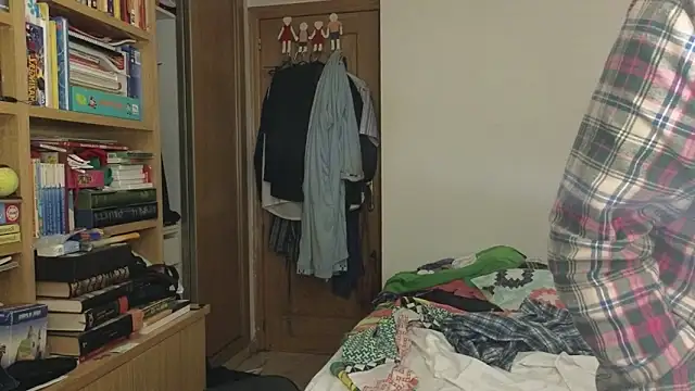 curiosillo83 live sex cam