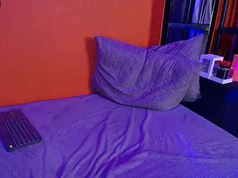 Valk_submissive's cam snapshot