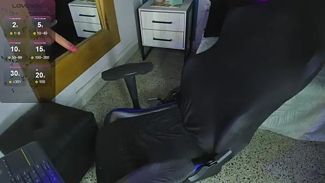 VladHellsing4 live sex cam