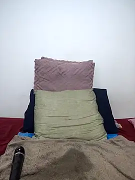 Curvy_sluty's cam snapshot