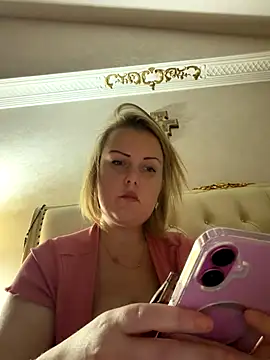 Piccolamonella29's cam snapshot