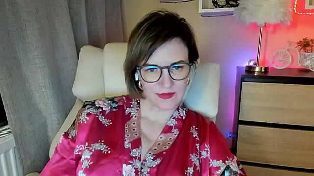 feliziaDesire's cam snapshot