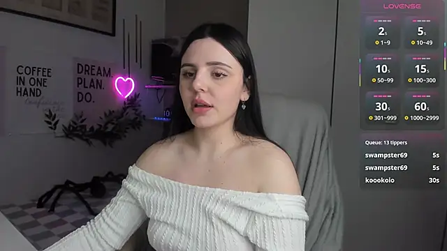 LiaWoow's cam snapshot