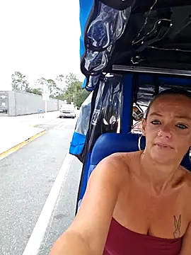 Dixiefaye_'s cam snapshot