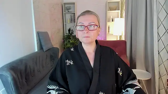 AlexandraKind live sex cam